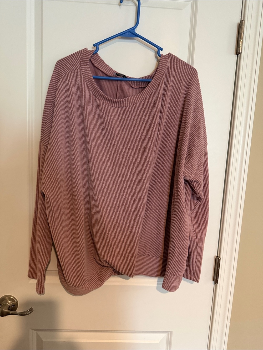 white birch Ribbed Twist-Hem Long Sleeve Top - Mauve